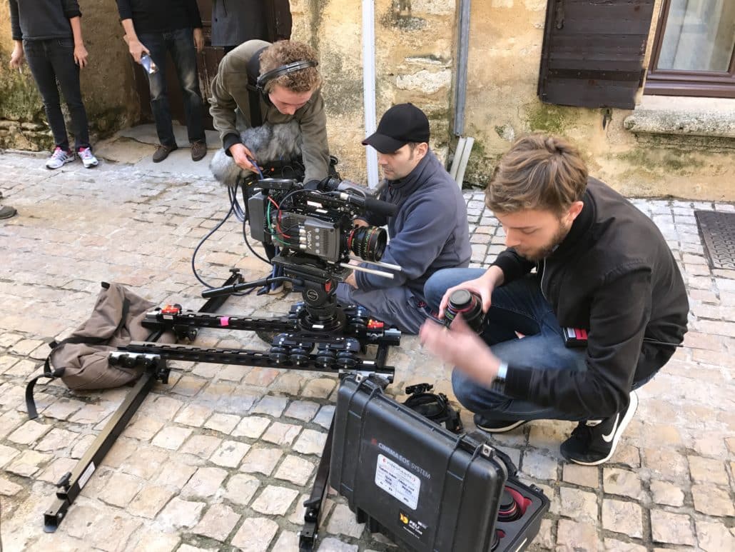 Chef Operateur Avec Arri Amira Pour Tournage Sol Et Aerien Par Drone