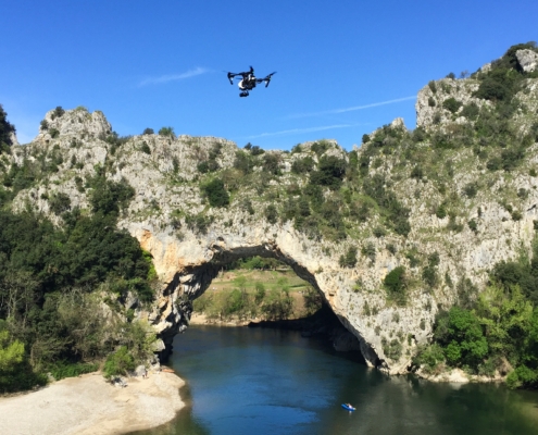 Le-pont-darc-par-drone