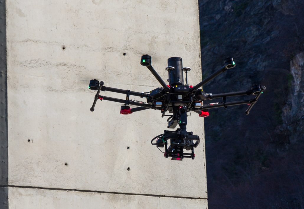 M600 inspection d'ouvrage par drone - Inspection de viaduc par drone - Inspection de pont par drone en ultra HD