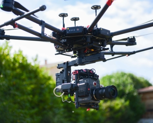 Photo Drone Ardeche Drone RED M600 Homologue Ville Drone Pour Le Cinema Drone Pour Camera RED Photo Drone Ardeche Drone RED M600 Homologue Ville Drone Pour Le Cinema Drone Pour Camera RED