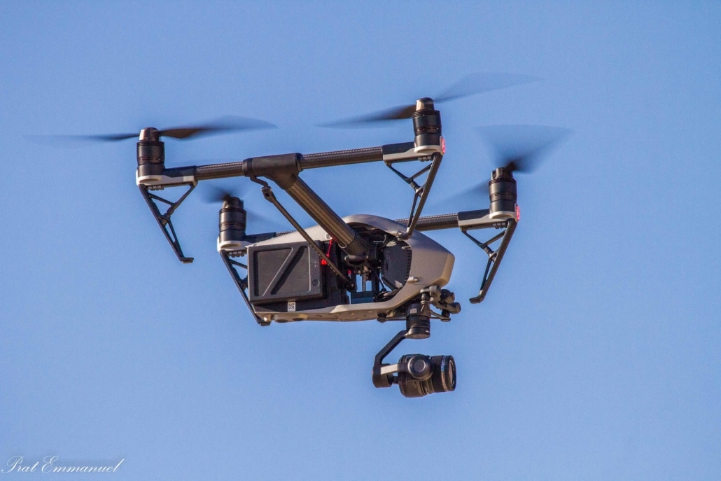 Inspire 2 DJI Location Drone DJI Location X5S Location SSD DJI Stationnaire parfait en plein vent