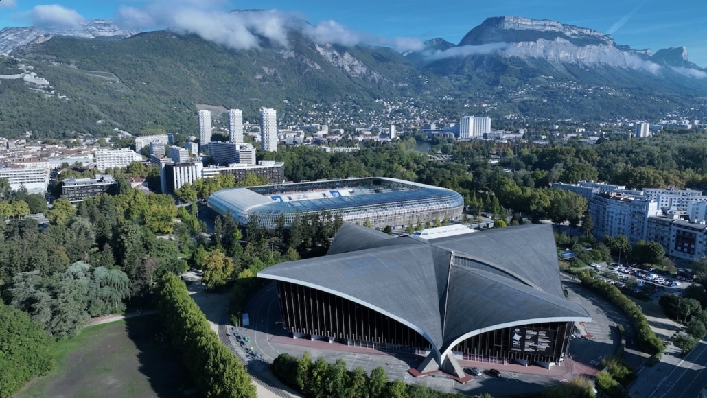 entreprise de prises de vue par drone grenoble palais des sports