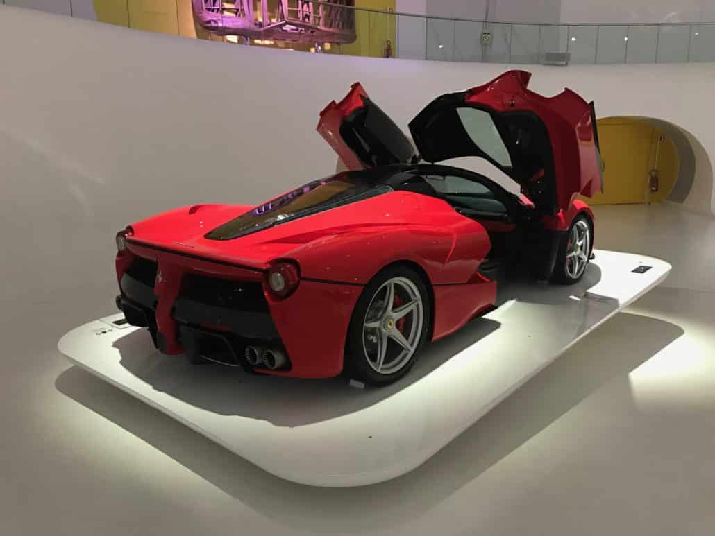 Musée ferrari drone Italie vidéo photos TV3