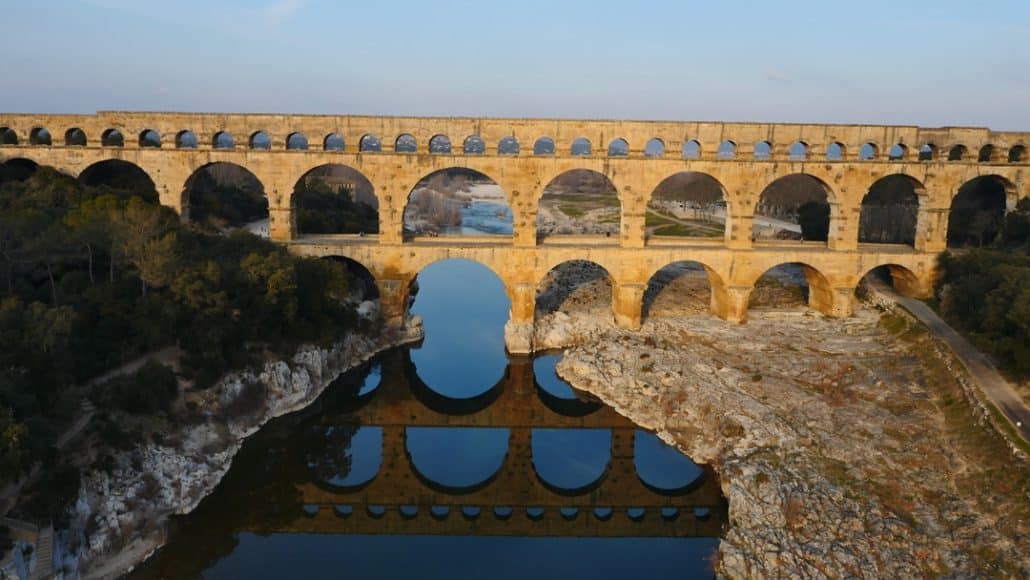 Pont-du-Gard vidéo aérienne - droniste proche du Pont du Gard - Opérateur drone pont du gard - pont du gard par drone | opérateur drone Gard