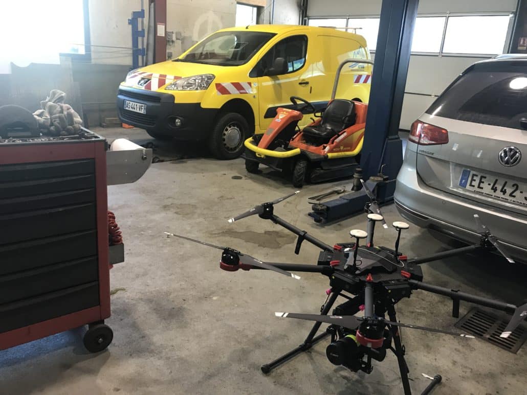entretien du drone régulier en cours de mission