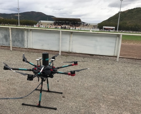 drone pour lacher de ballon de rugby