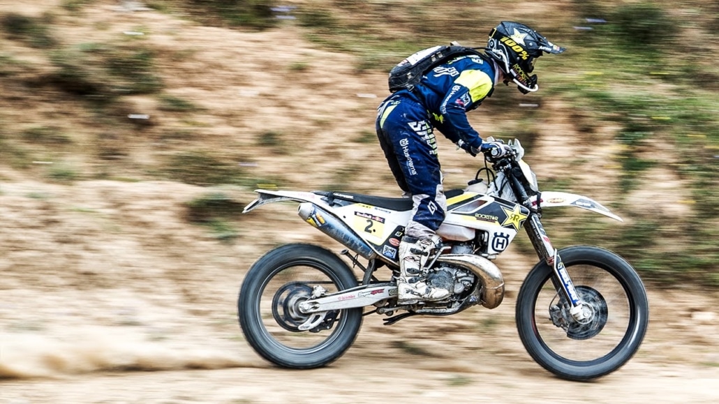 Opérateur drone pour course d'enduro