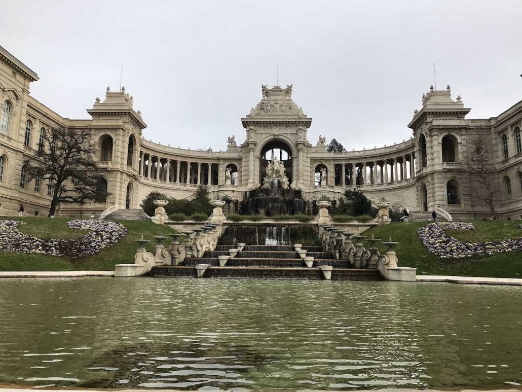 Palais Lonchamp En Photo En Hauteur Par Drone à Marseille Provence