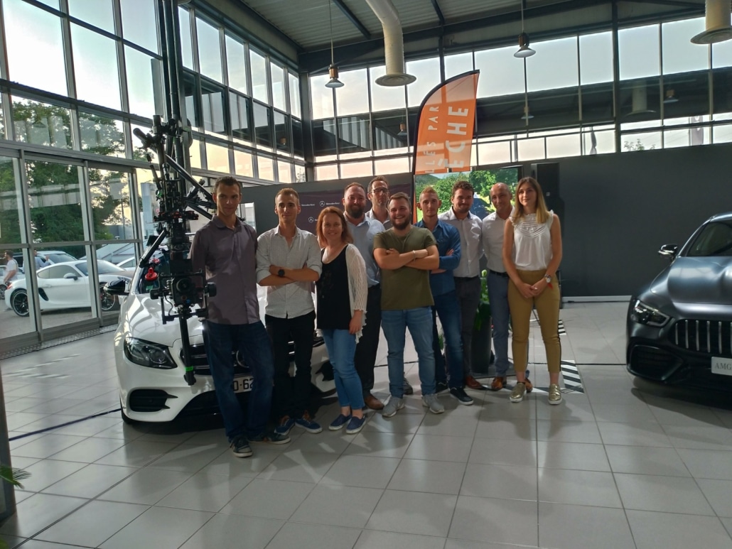 L’équipe Drone Ardèche réunie lors d’un tournage automobile