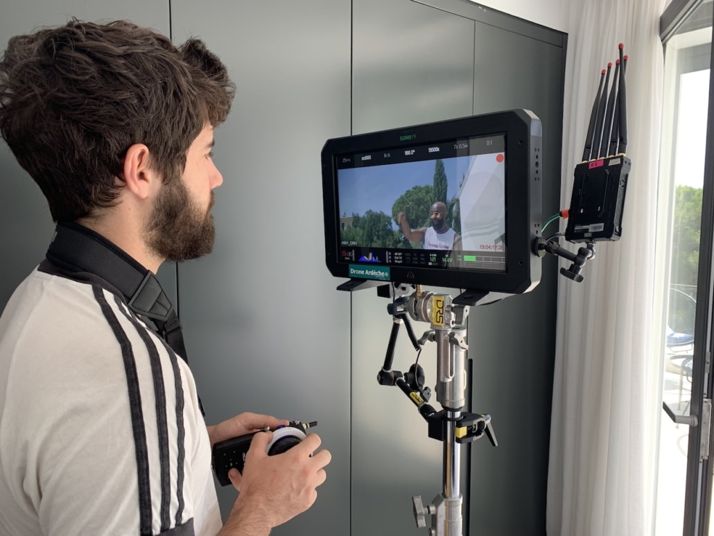 agence de production vidéo clip professionnel de rap opérateur drone assisant réalisteur chef op