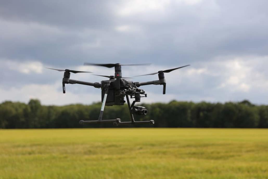 Drone DJI M210 permettant de réaliser des modélisations 3d et photogrammétrie avec 2 caméra et vues thermiques