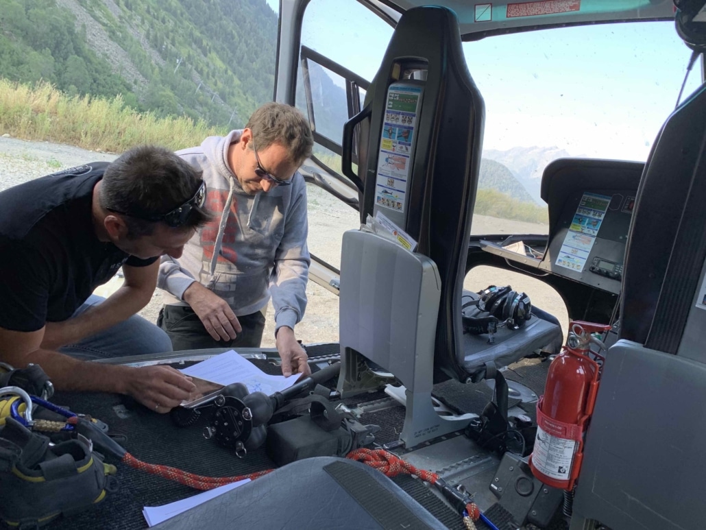 preparation et autorisaitons d'une mission de prise de vue aérienne par hélicoptère