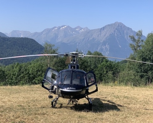 prise de vue aérienne par hélicoptère en réalitée virtuelle VR360