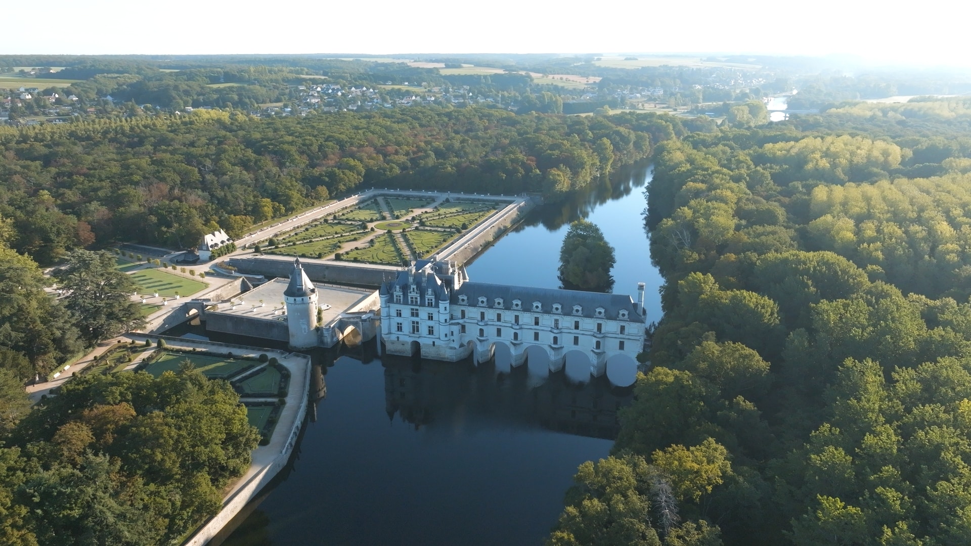 chateau de chenonceau par drone 1.6.2