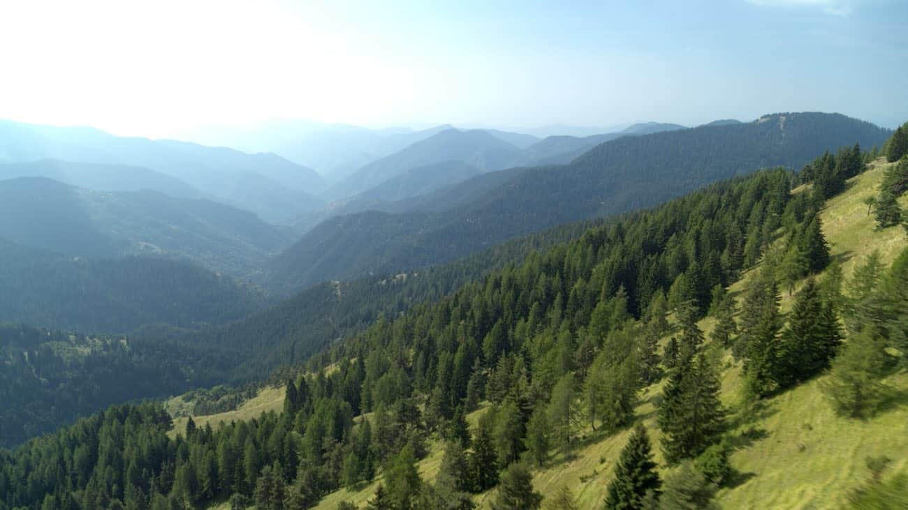 col du turini paysage par drone