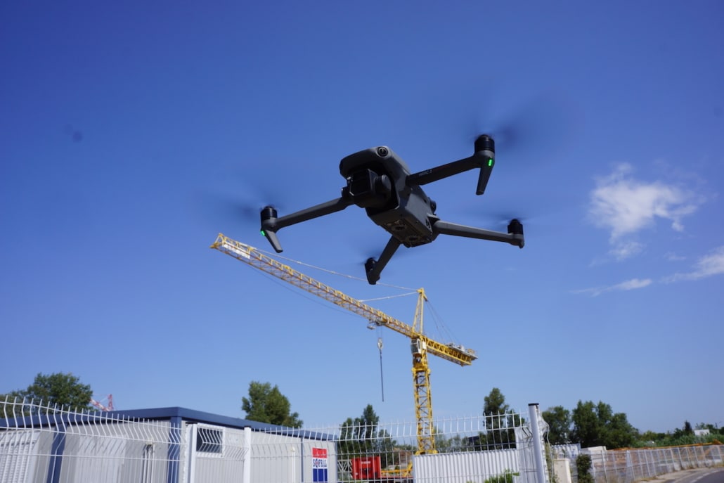 inspection de grues par drone : prestataire drone professionnel