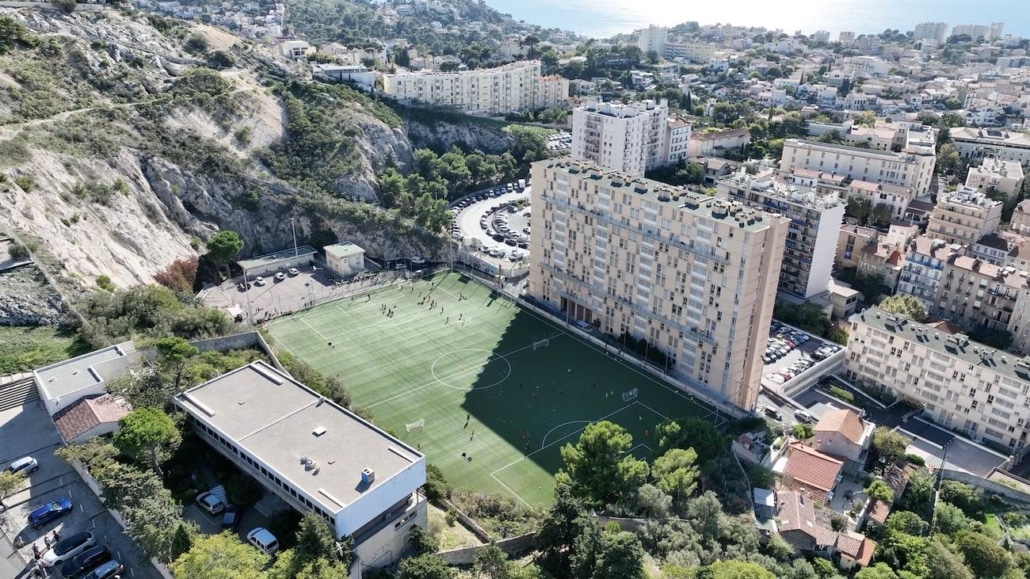 télépilote professionnel à marseille : prise de vue drone d'un stade de football marseillais